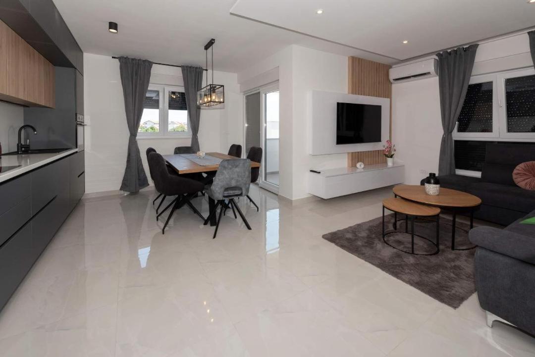 Penthouse Paola- Modern And Luxury Apartment In Zadar Extérieur photo
